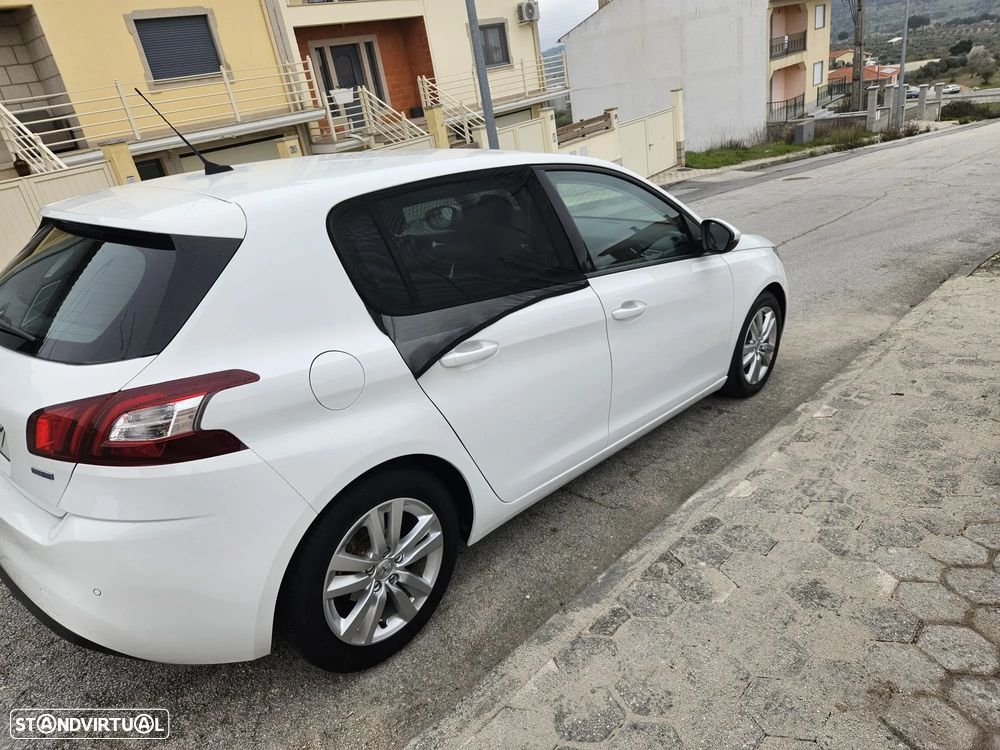Peugeot 308 1.6 BlueHDi Allure - 3