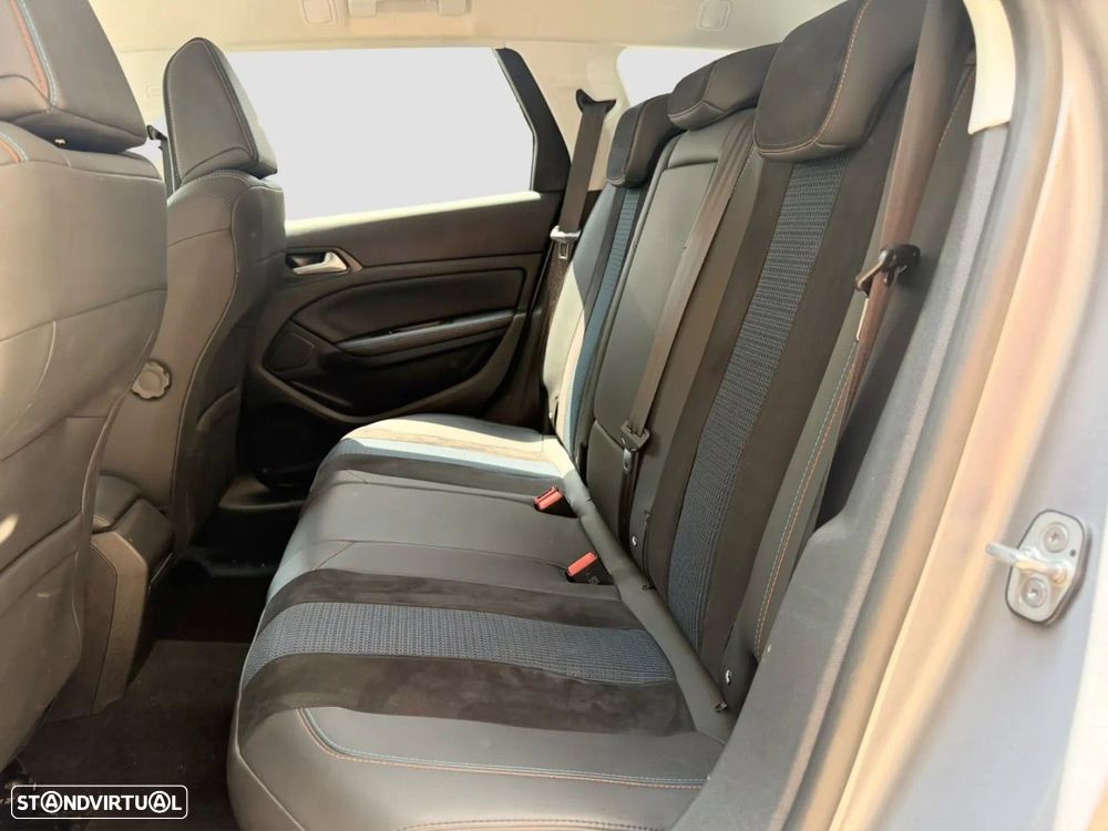 Peugeot 308 SW PureTech 130 GPF EAT8 Stop & Start Tech Edition - 11