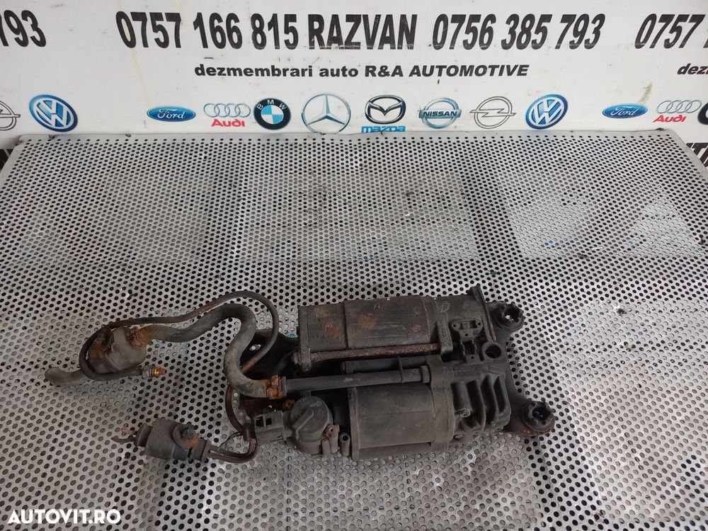 Compresor Perne Aer Suspensie Original Audi A8 4H D4 A6 C7 A7 Testat 94.000 Km Impecabil An 2010-2011-2012-2013-2014-2015-2016-2017 Dezmembrez Audi A8 4H D4 3.0 Tdi Quattro Motor CDT Cutie MXU Volan Stanga - Dezmembrari Arad - 5