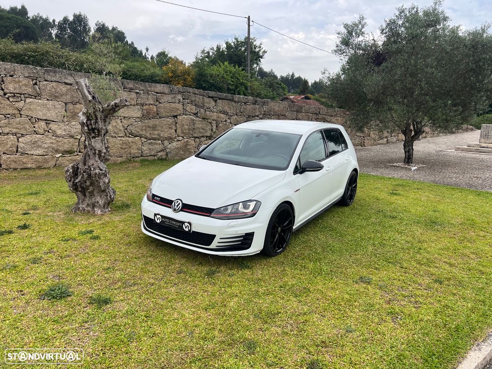 VW Golf 2.0 GTI DSG - 6