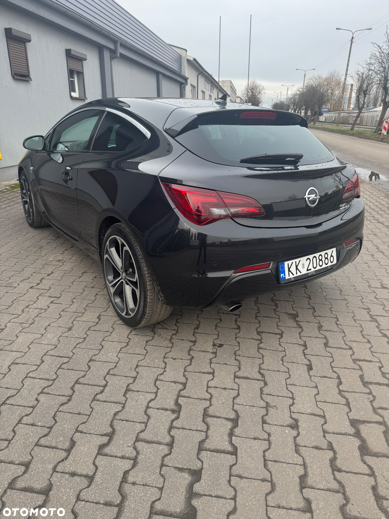 Opel Astra IV GTC 1.6 T SIDI Sport S&S - 10