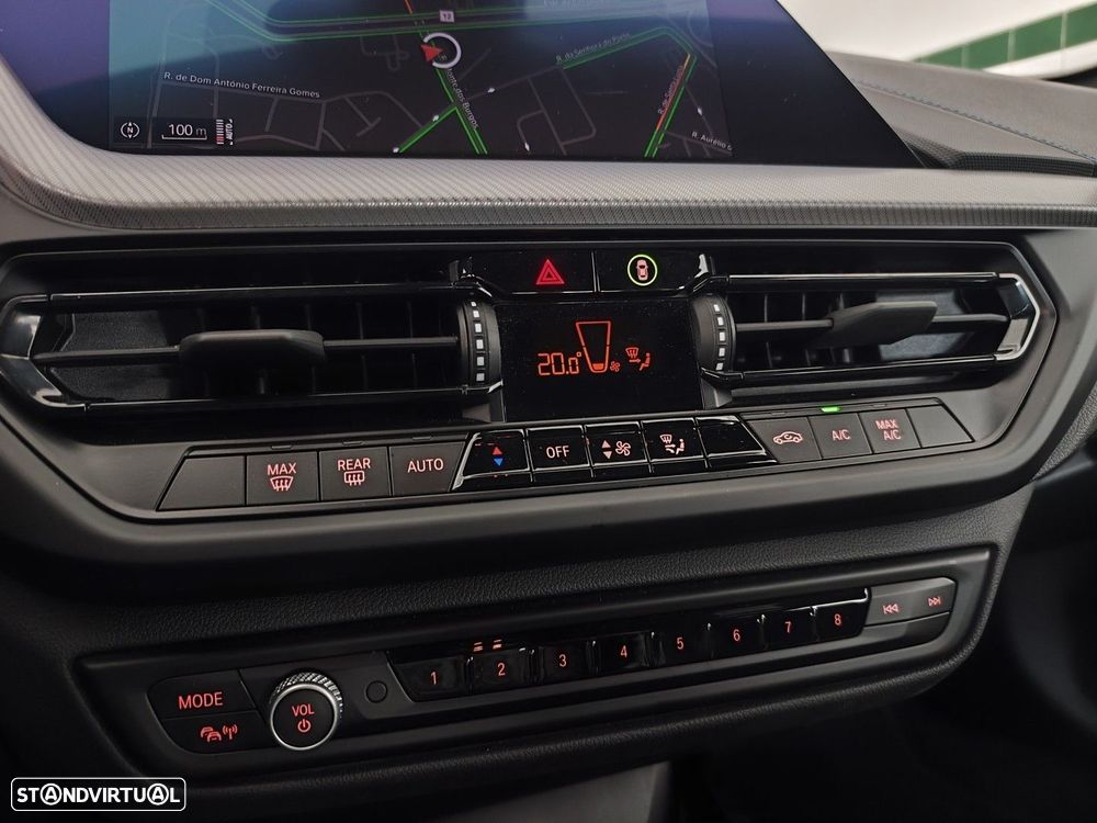 BMW 116 d Pack Desportivo M - 19