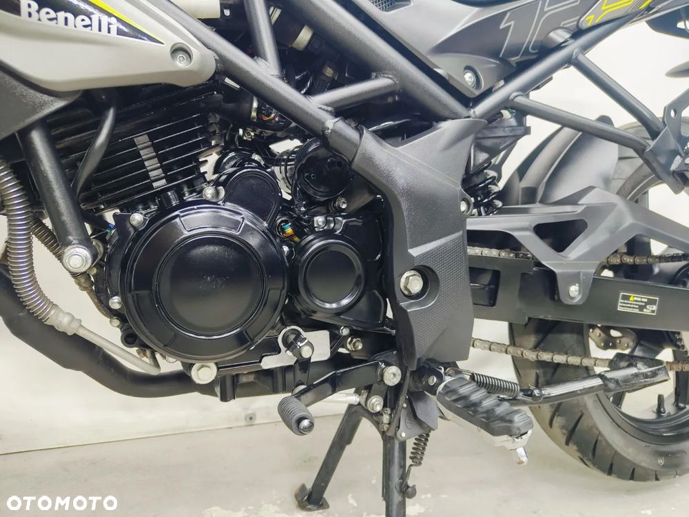 Benelli BN 125 - 24