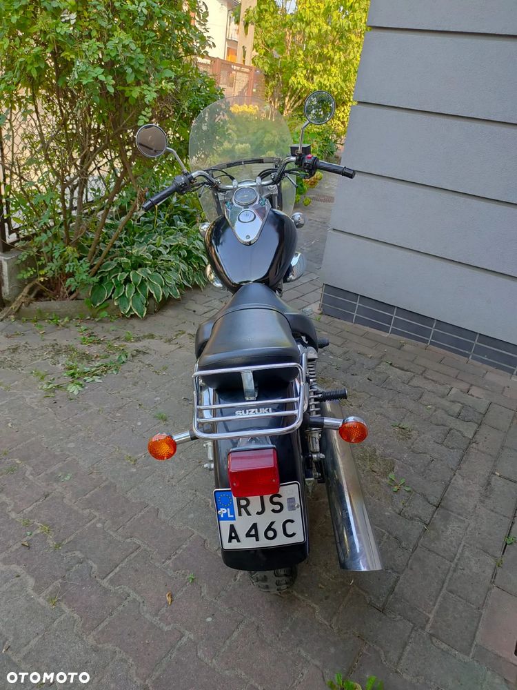 Suzuki Intruder - 5