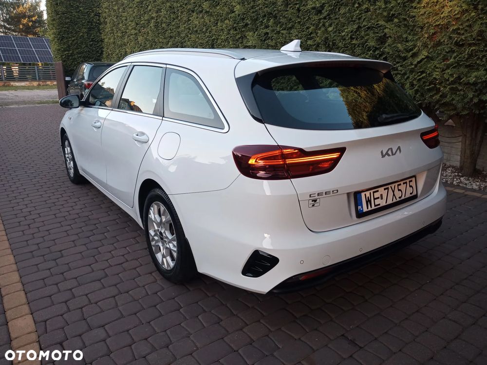 Kia Ceed 1.5 T-GDI M - 5