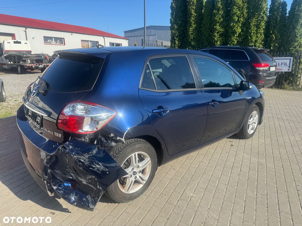 Toyota Auris - 4