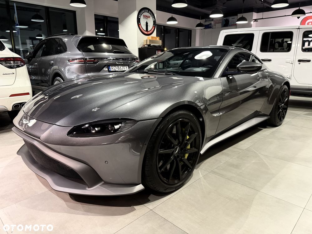 Aston Martin Vantage
