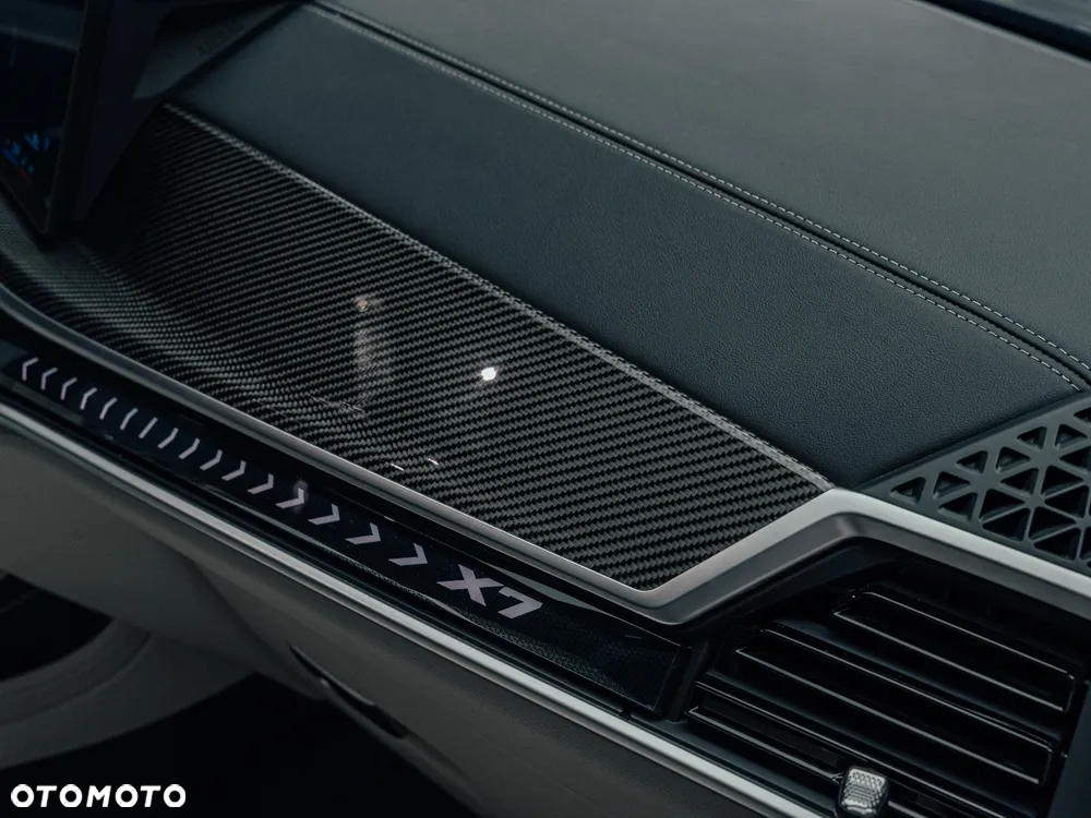 BMW X7 - 14
