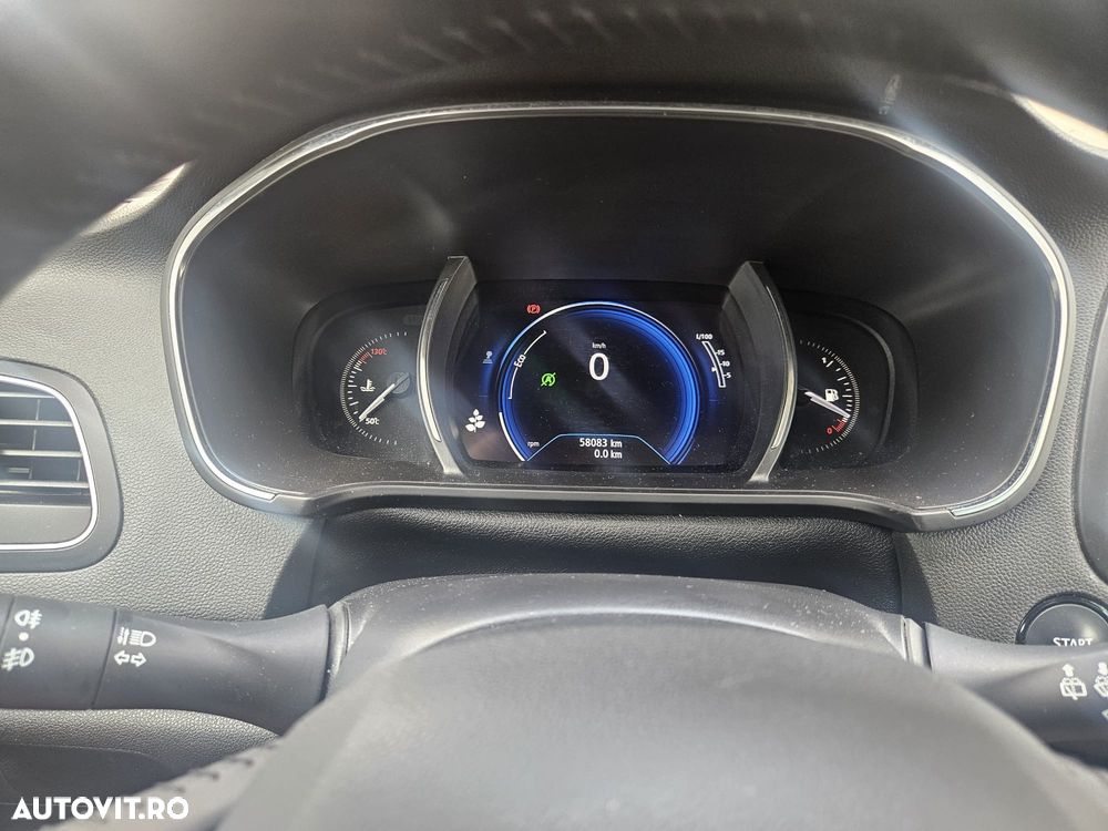 Renault Megane TCe 115 GPF LIFE - 6