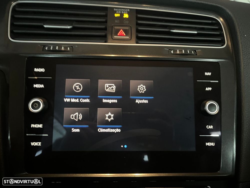 VW Golf 1.6 TDI R-Line - 12