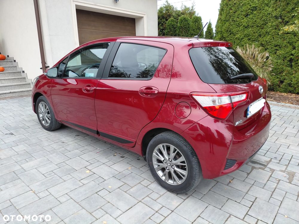 Toyota Yaris - 24