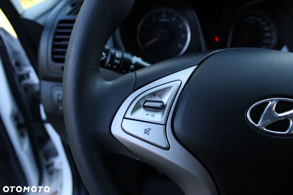 Hyundai ix20 1.6 BlueDrive Classic + - 26