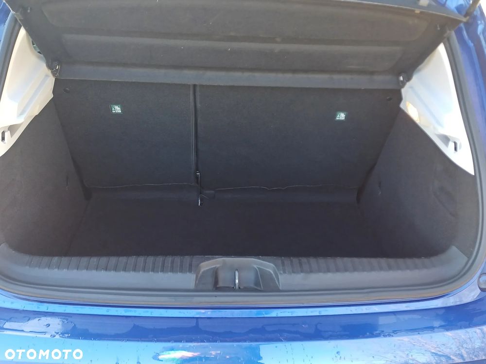 Renault Clio TCe 100 BUSINESS EDITION - 26