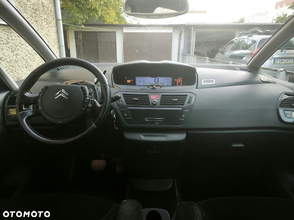 Citroën C4 Picasso - 11