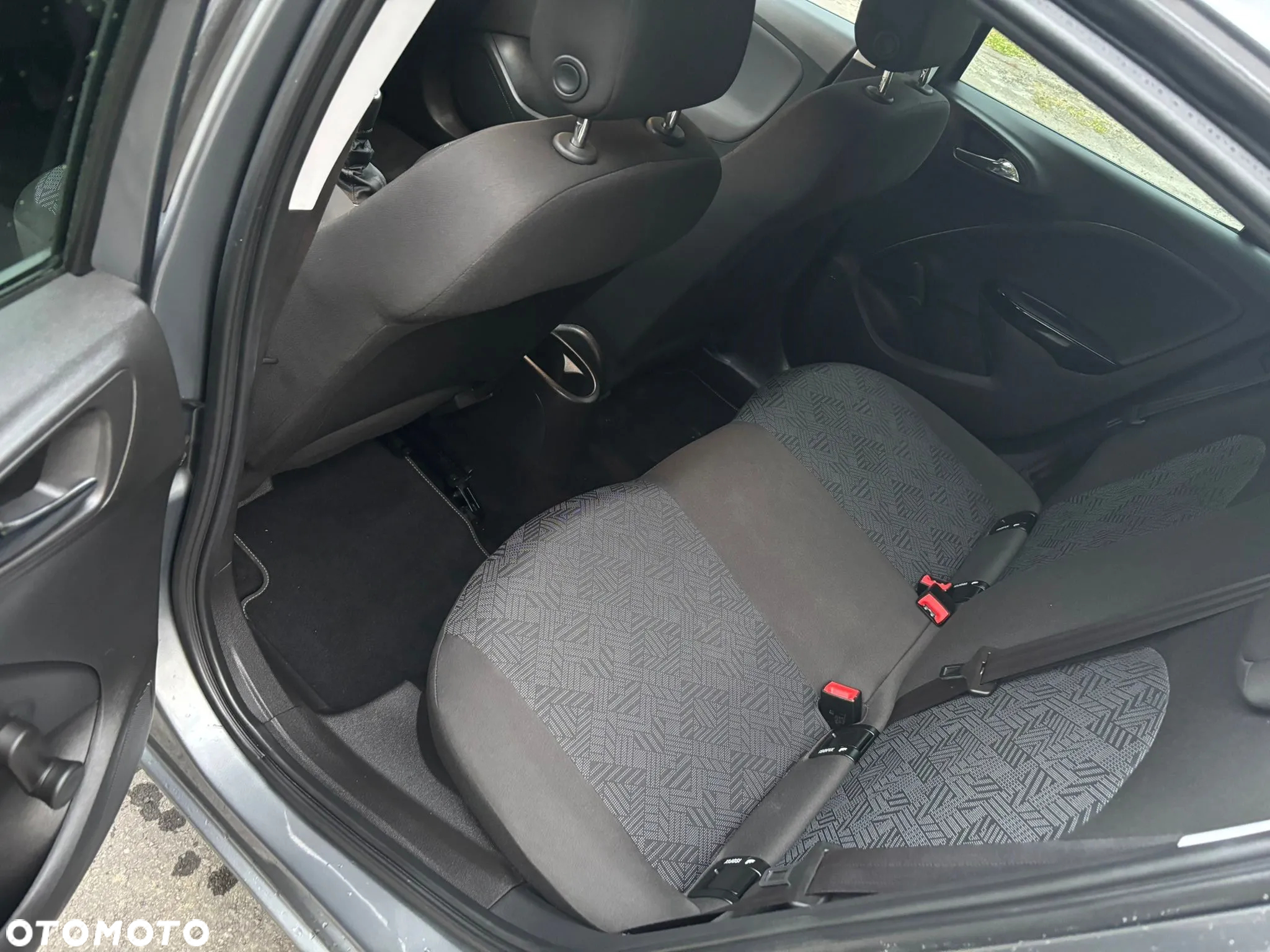 Opel Corsa 1.4 T Color Edition S&S - 23
