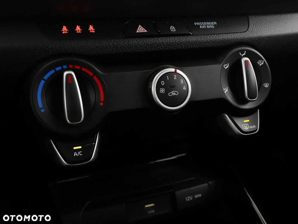 Kia Stonic 1.0 T-GDI L - 27