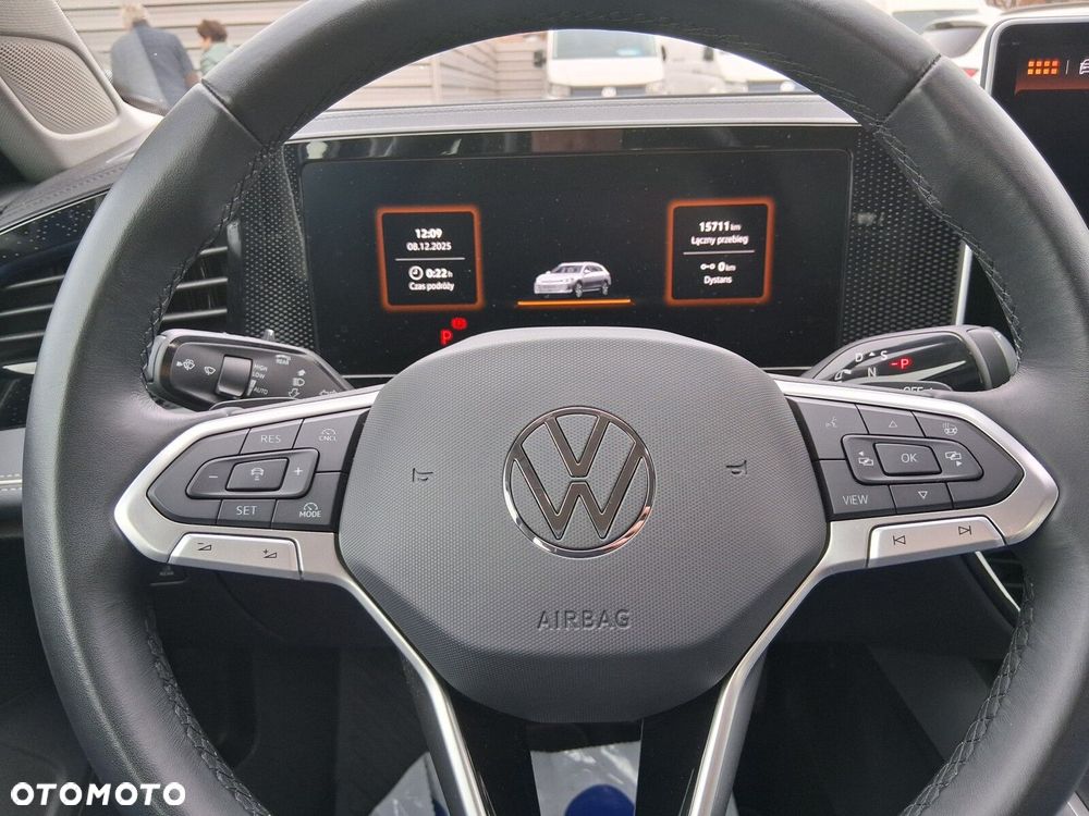 Volkswagen Passat - 10