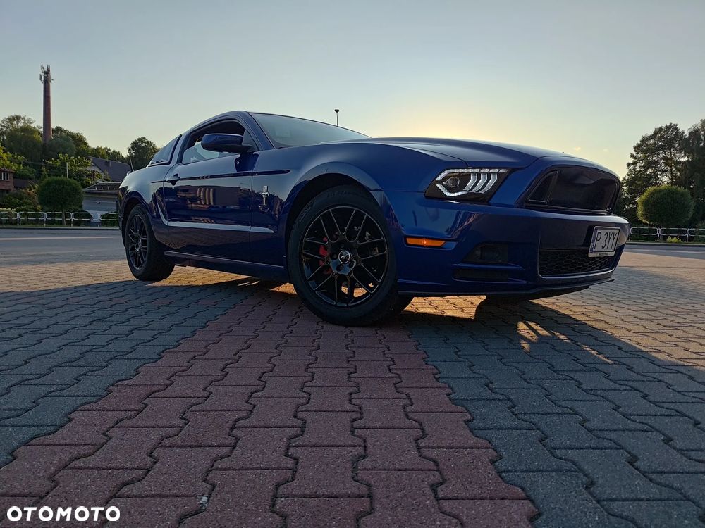 Ford Mustang 3.7 V6 Premium - 1