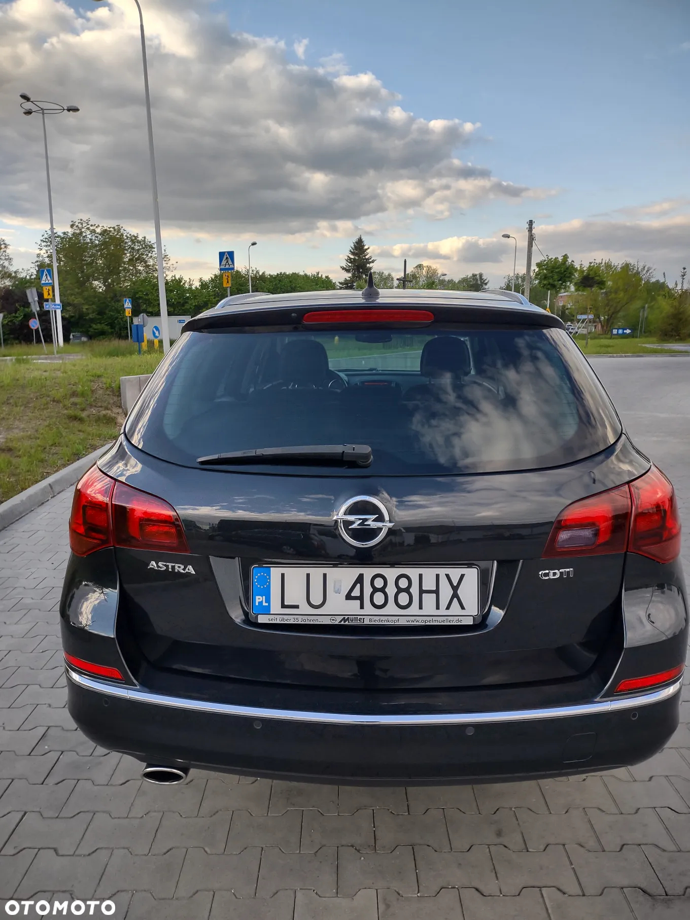 Opel Astra 2.0 CDTI DPF Sports Tourer - 9