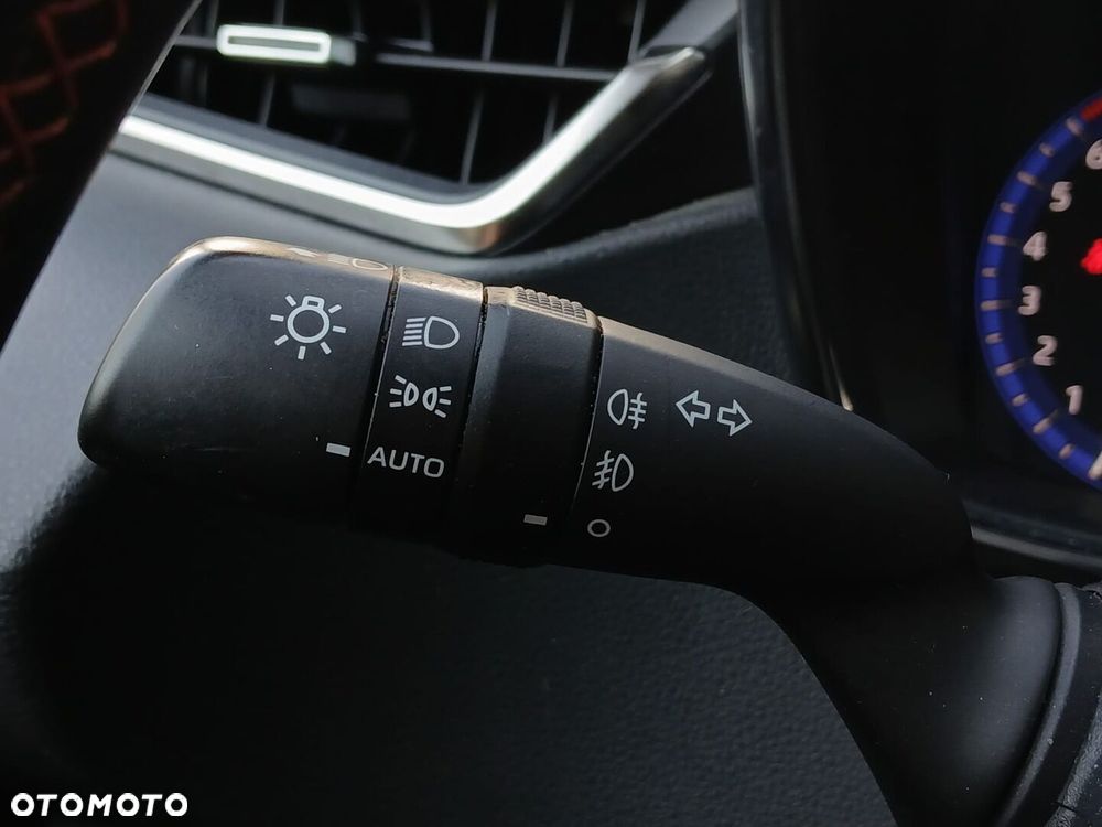 Toyota Corolla 2.0 Hybrid GR Sport - 32