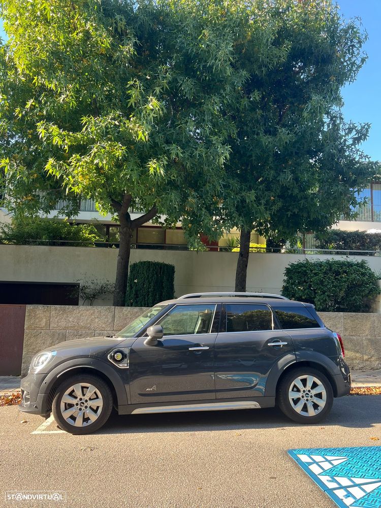 MINI Countryman Cooper SE ALL4 Auto - 2