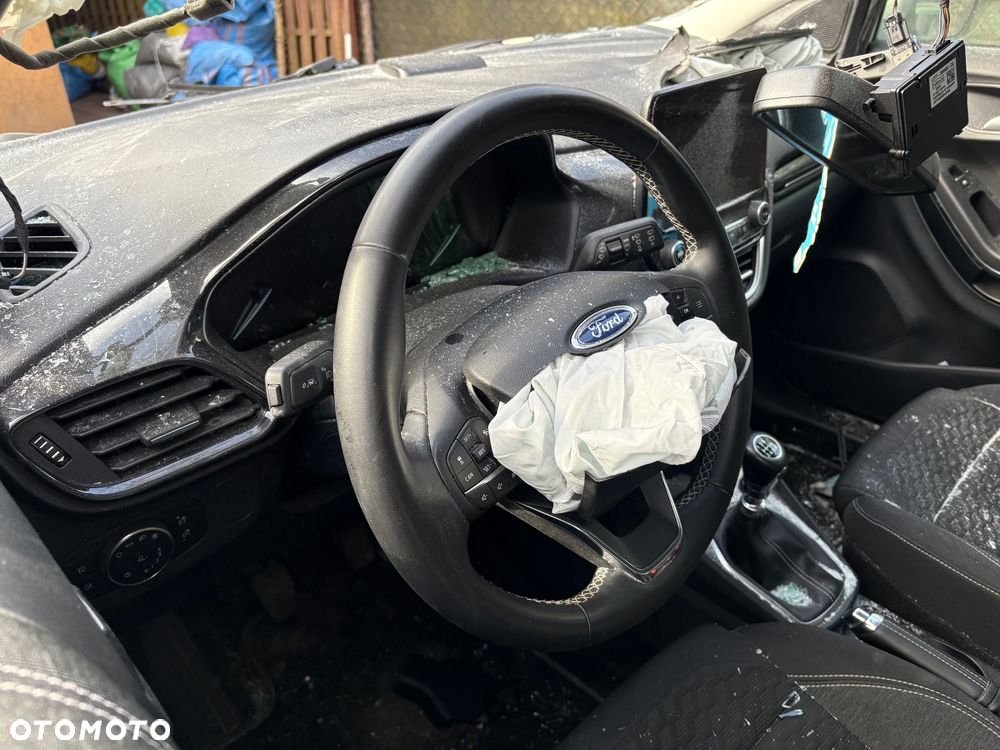 Ford Puma 1.0 EcoBoost Hybrid TITANIUM - 11