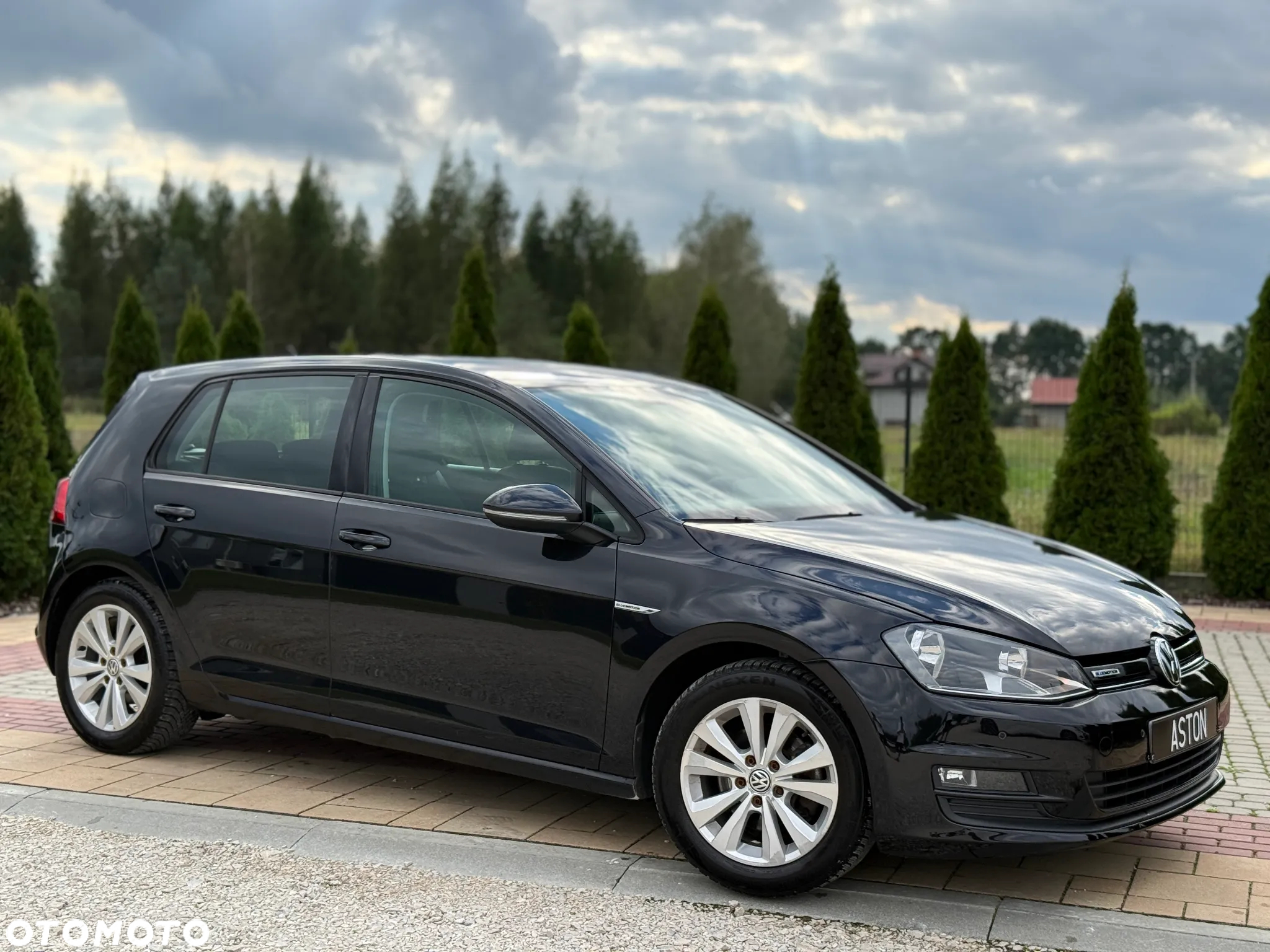 Volkswagen Golf 1.6 TDI BlueMotion Comfortline - 3