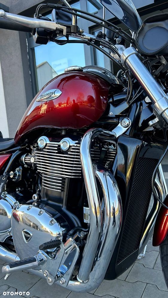 Triumph Thunderbird - 23