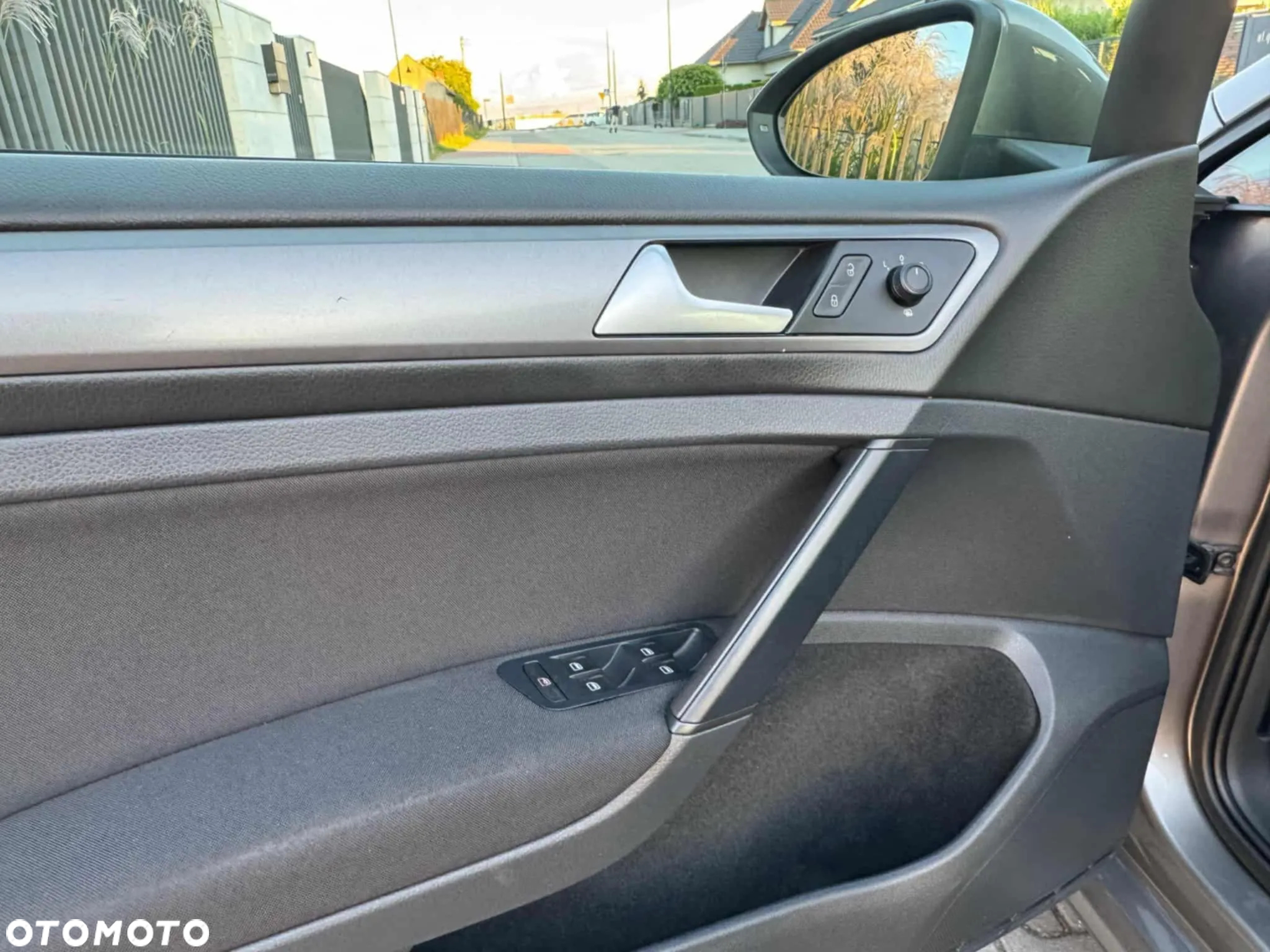 Volkswagen Golf VII 1.4 TSI BMT Highline DSG - 20