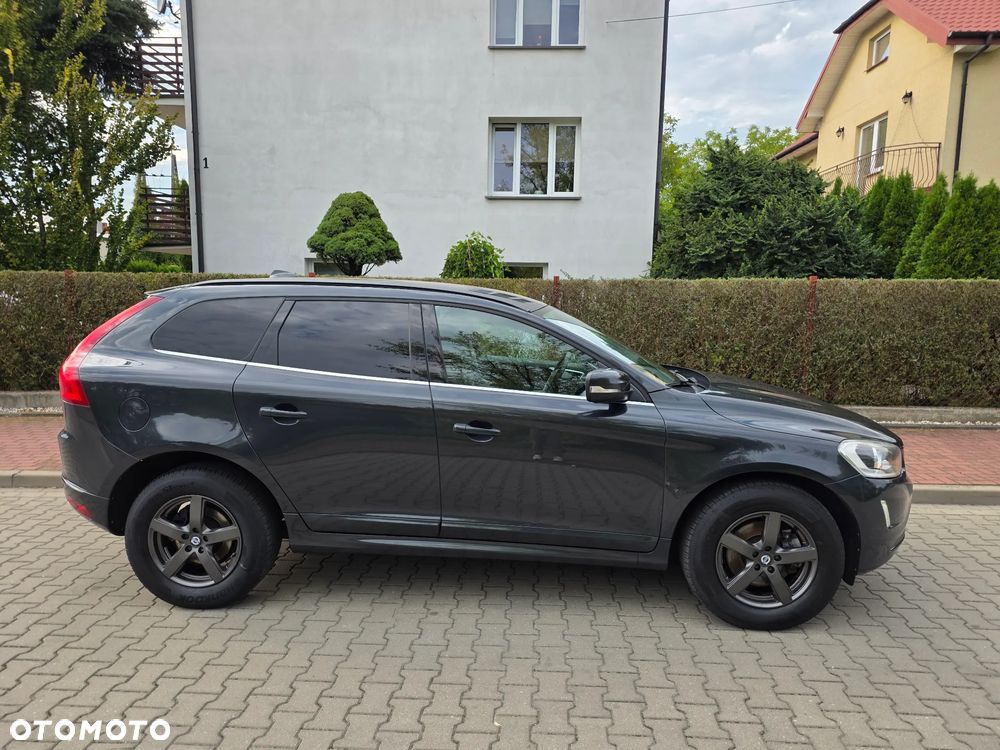Volvo XC 60 D3 Drive-E Momentum - 13