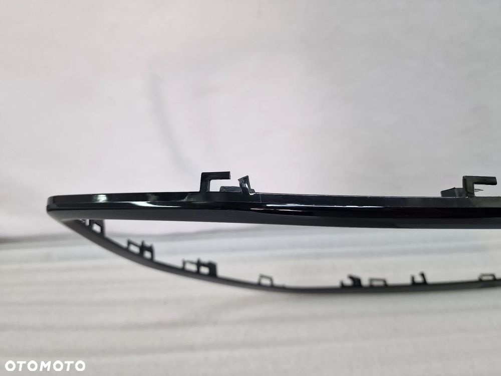 AUDI Q4 E-TRON 89A 20- CHROM / RAMKA ATRAPY / GRILLA PRZEDNIEGO PRZÓD , NR 89A807715 , NR AUKCJI GL596 - 9