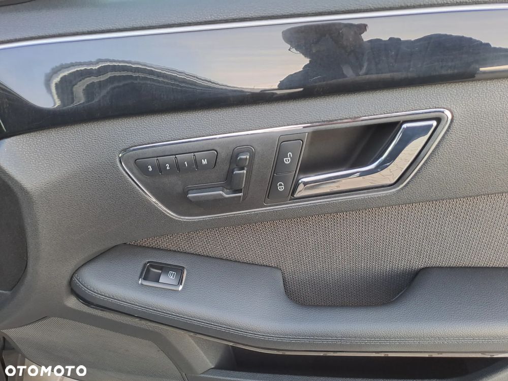 Mercedes-Benz Klasa E 350 CDI BlueEff Avantgarde - 12