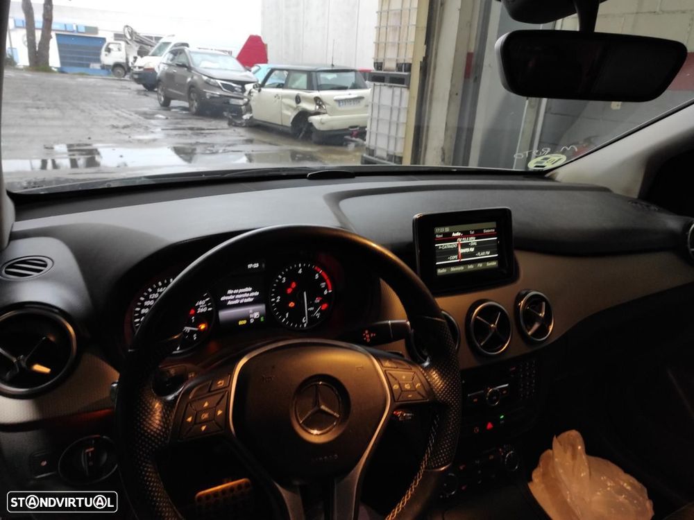 TABLIER MERCEDES-BENZ CLASE B BM 246 - 1