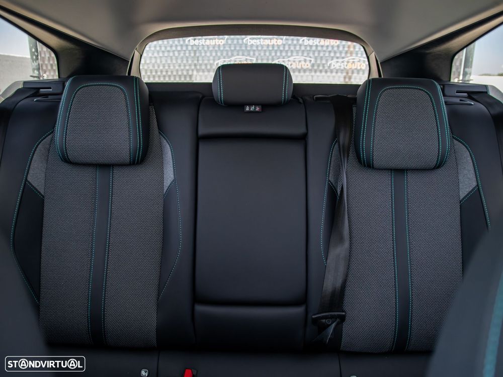 Peugeot 308 SW 1.2 PureTech Allure EAT8 - 17