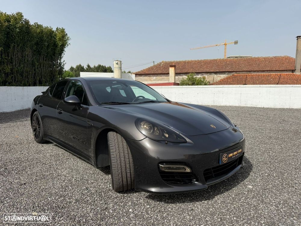 Porsche Panamera Turbo PDK - 3