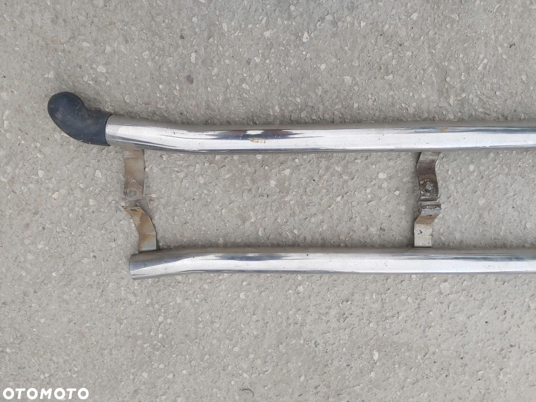 Toyota Rav4 II orurowanie stopnie progi - 5