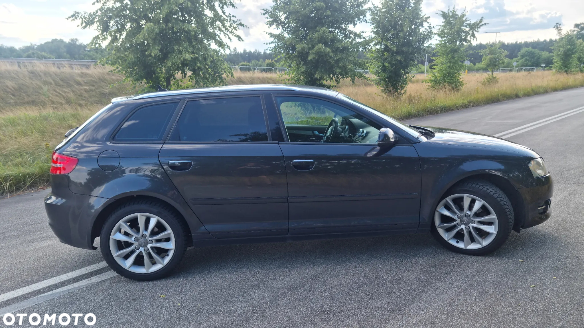 Audi A3 1.6 TDI DPF Attraction - 19