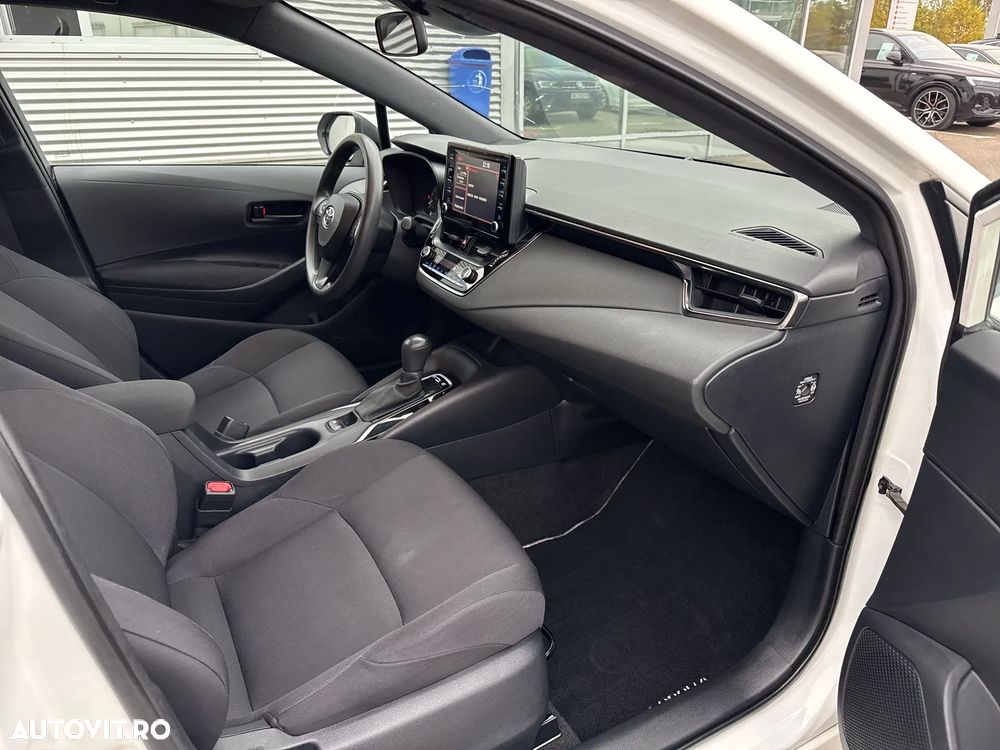 Toyota Corolla - 15
