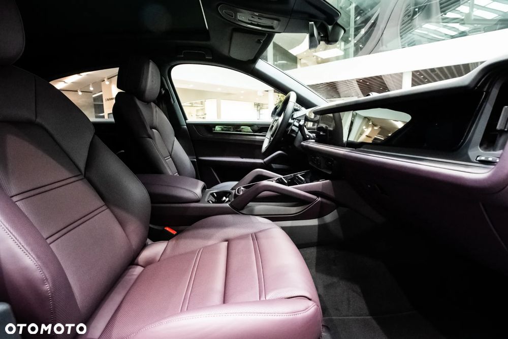 Porsche Cayenne S E-Hybrid PHEV Black Edition - 35