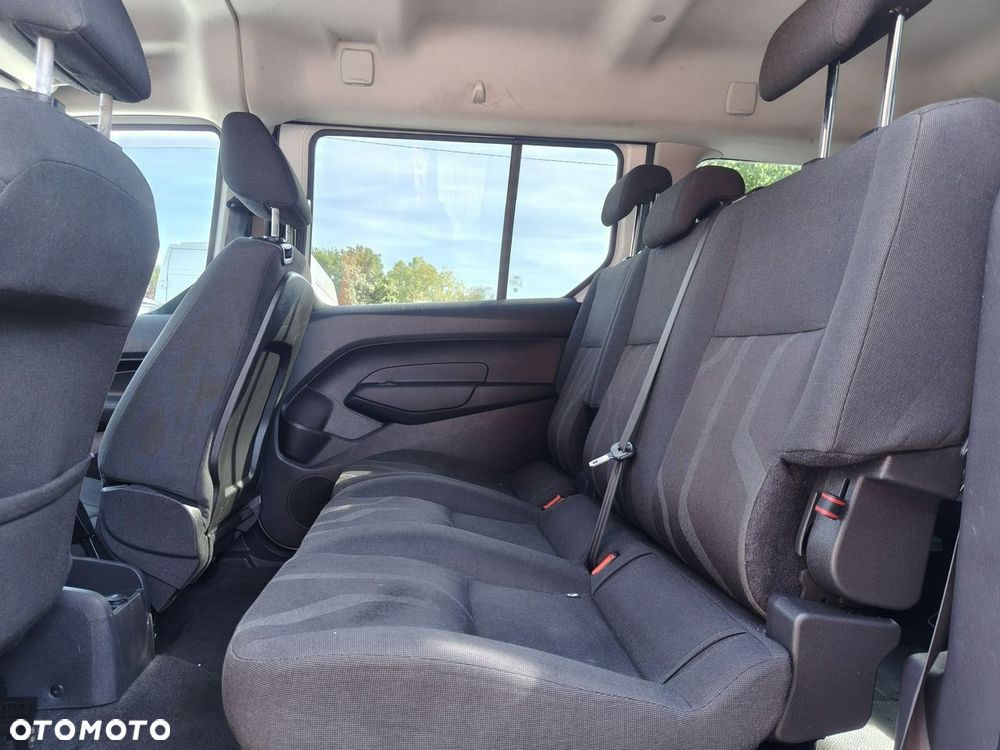 Ford Transit Connect - 27