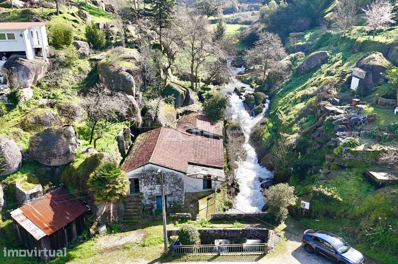 casa da Cascata - buraco do olheiro - Grande imagem: 2/17