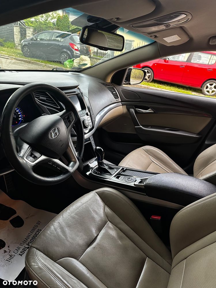 Hyundai i40 1.7 CRDi Premium - 17