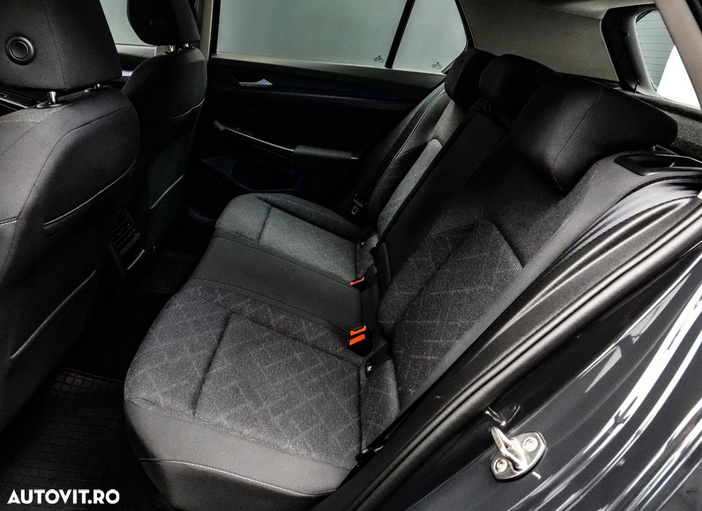 Volkswagen Golf 1.5 eTSI ACT DSG MHEV Style - 15