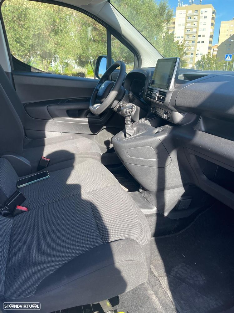 Citroën BERLINGO XL - 21