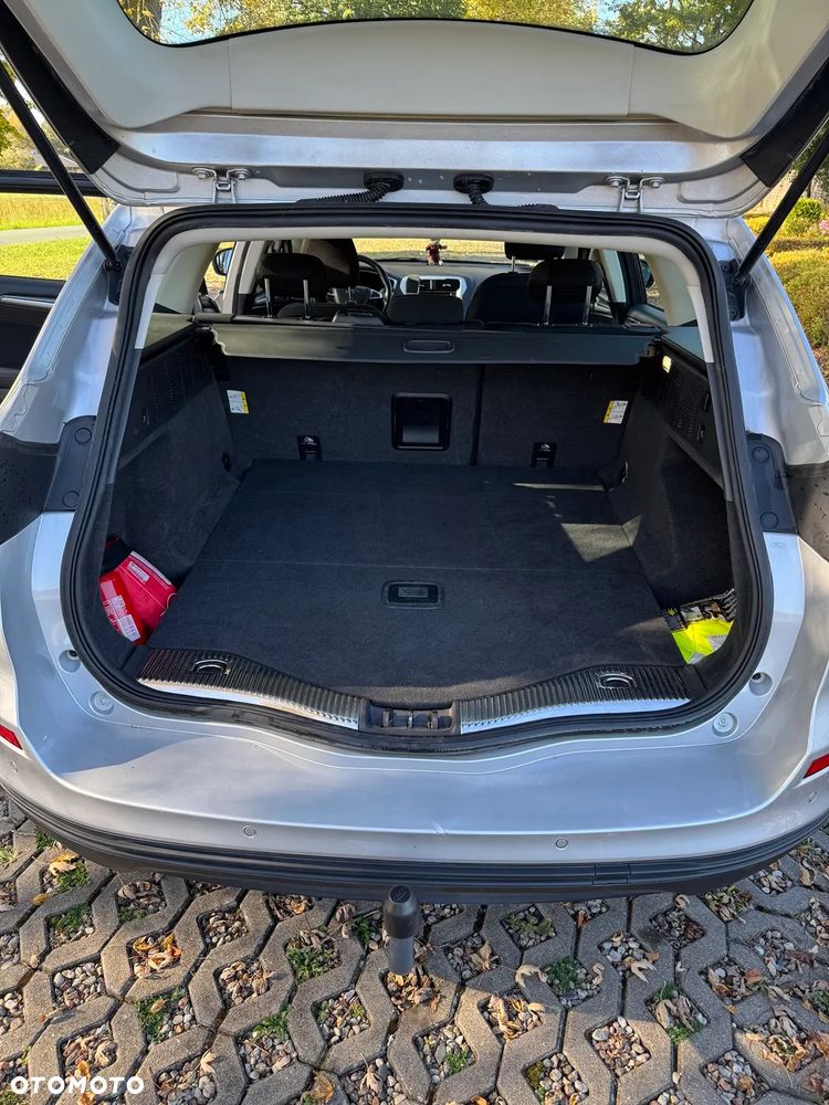 Ford Mondeo - 8
