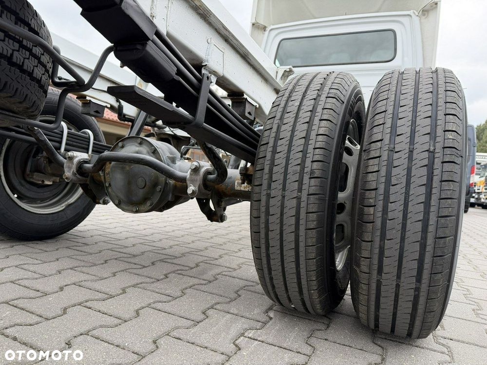 Mercedes-Benz Sprinter - 18