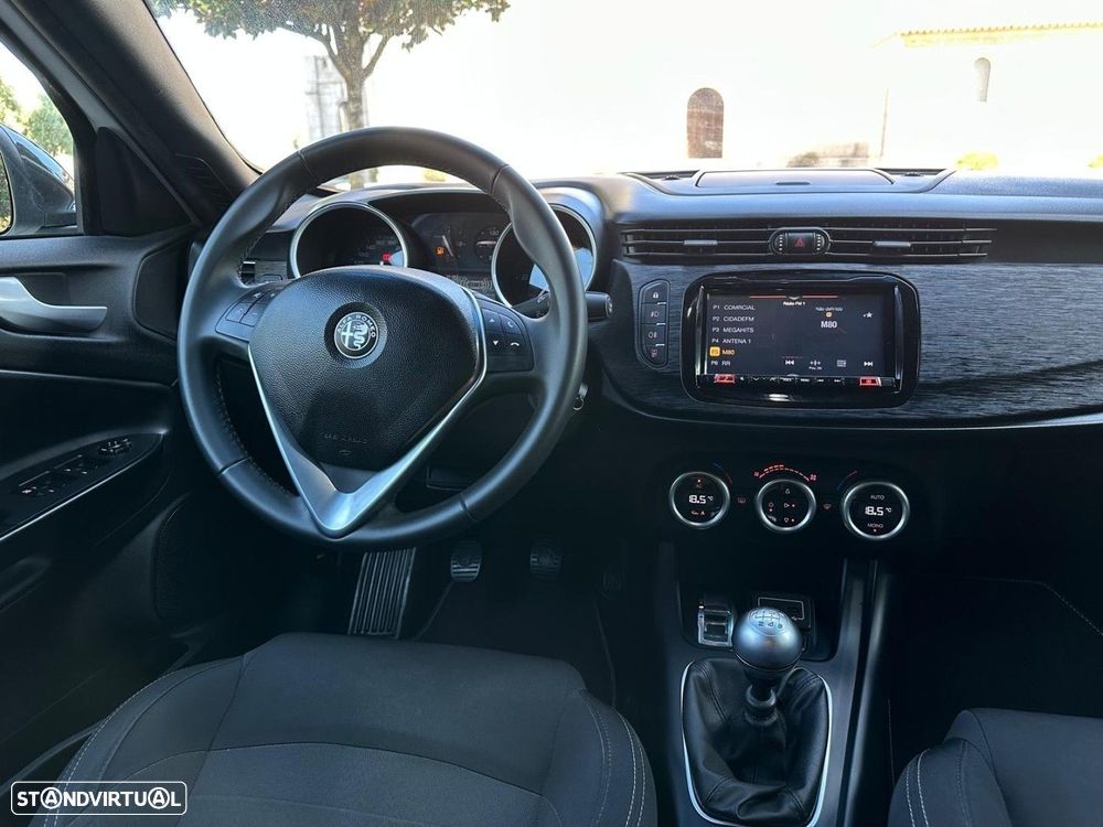 Alfa Romeo Giulietta 1.6 JTDm Sport J18 - 20