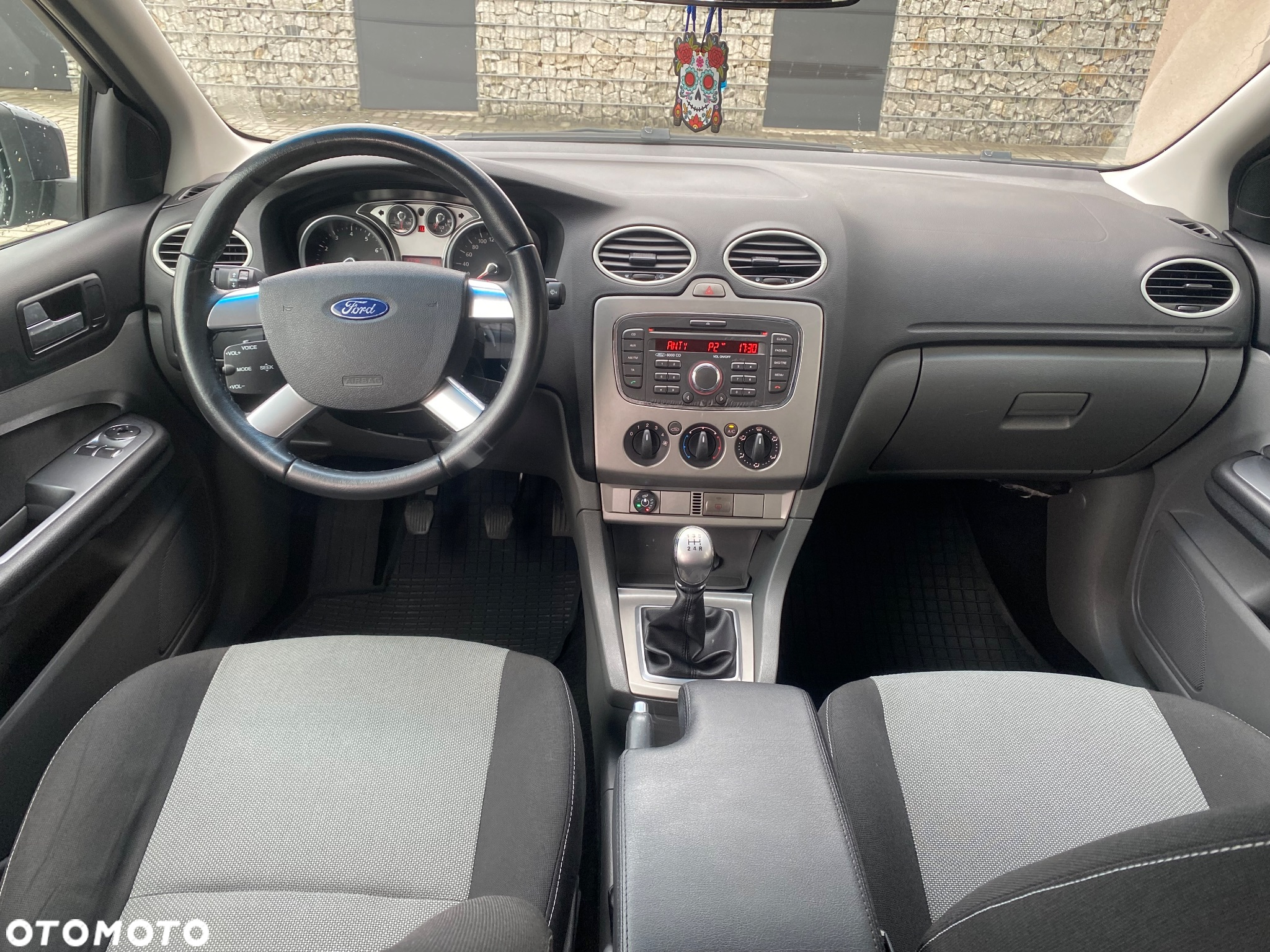 Ford Focus - 18