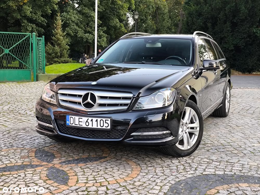 Mercedes-Benz Klasa C 220 T CDI DPF (BlueEFFICIENCY) 7G-TRONIC Avantgarde - 5
