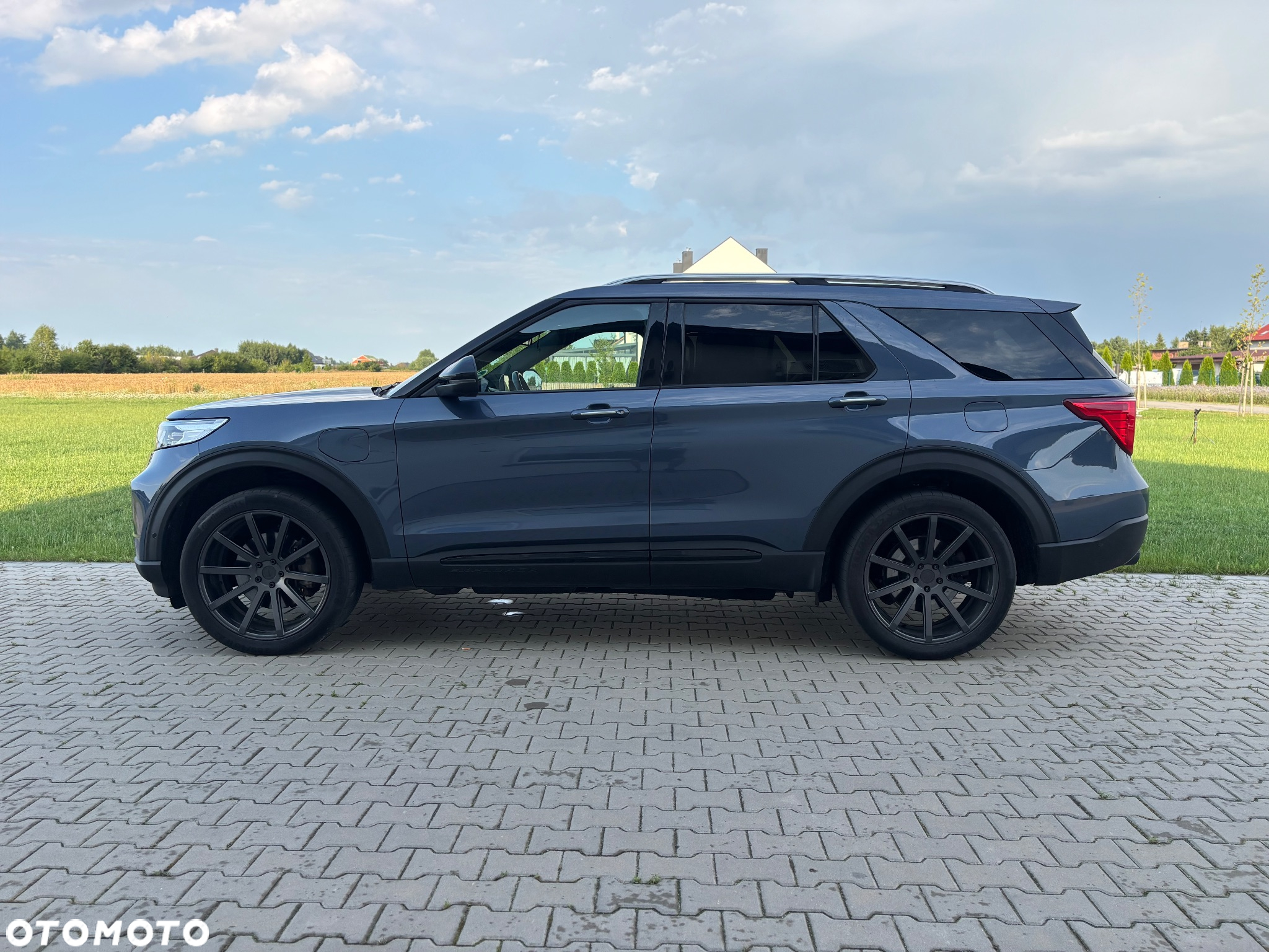 Ford Explorer ver-ecoboost-plug--in-hybrid-platinum - 17